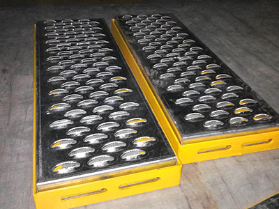 鱷魚嘴防滑板 鱷魚嘴防滑板